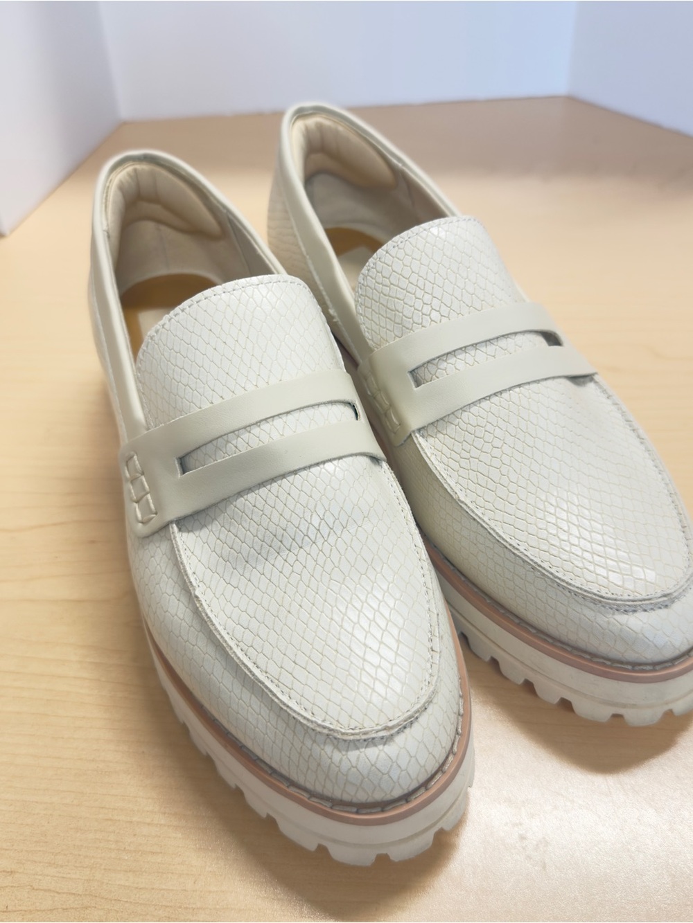 Dolce Vita Elias Leather Embossed Textured Slip-On Penny Loafers Size 8